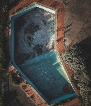 Pool-Resurfacing-&-Replastering